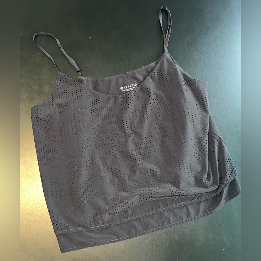 Athleta Black Crop Tank with Mesh Size Medium EUC